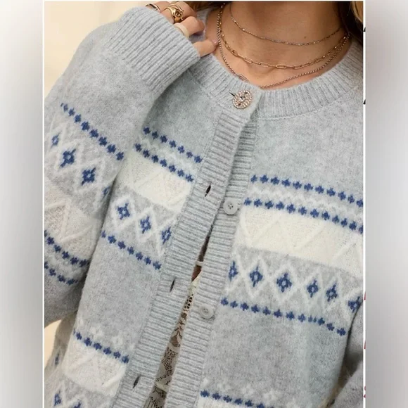 Aerie unREAL Fairisle Cardigan gray blue and white like new - Picture 3 of 8